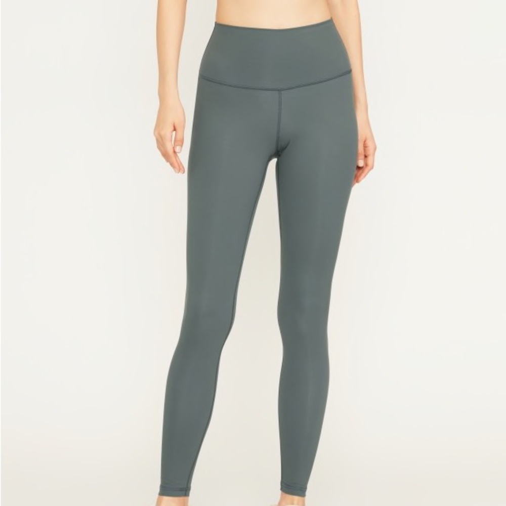 everlane leggings